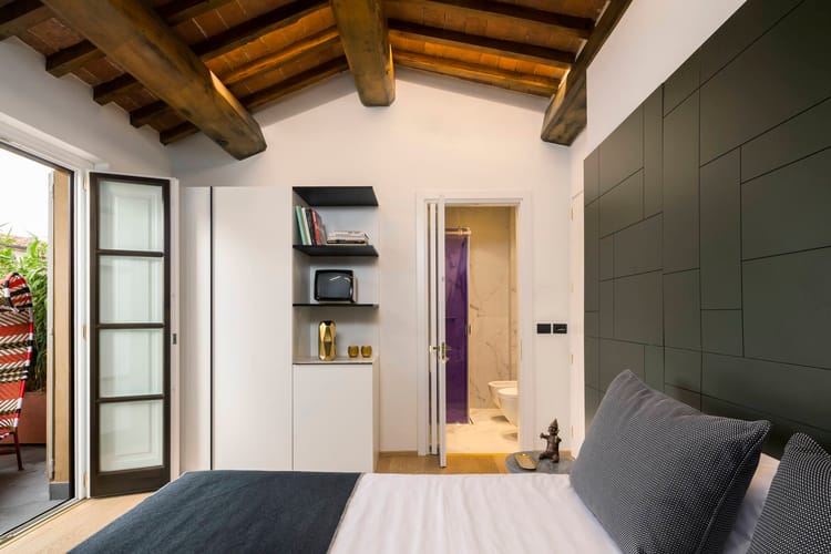 Deluxe Balcony Rooms Milu Florence Firenze 01